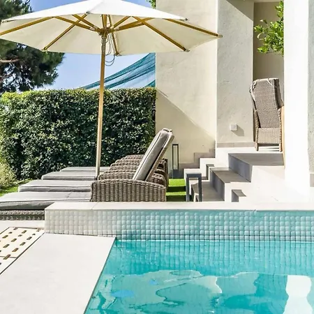 Luxury With 3 Bedrooms In Marbella