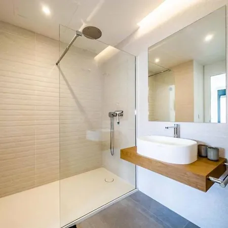 Apartment Luxury With 3 Bedrooms In
